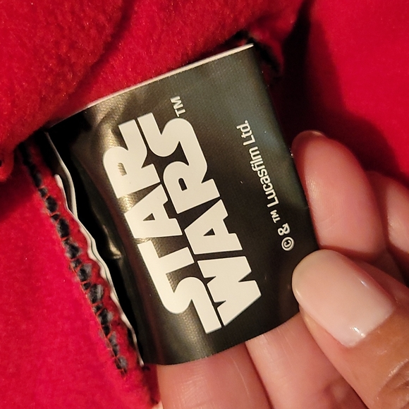 Boys Winter Hat and Mittens Set - Picture 4 of 4